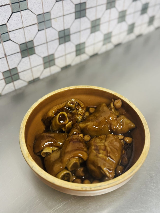 旺角懷舊風點心店👨🏻‍🍳✨ 一個人的浪漫！「牛肉檔」打卡位超盞鬼🐮📸  