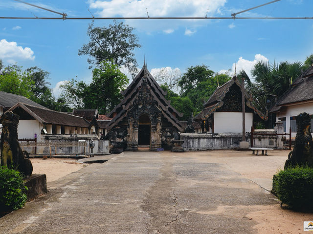 วัดไหล่หินหลวง