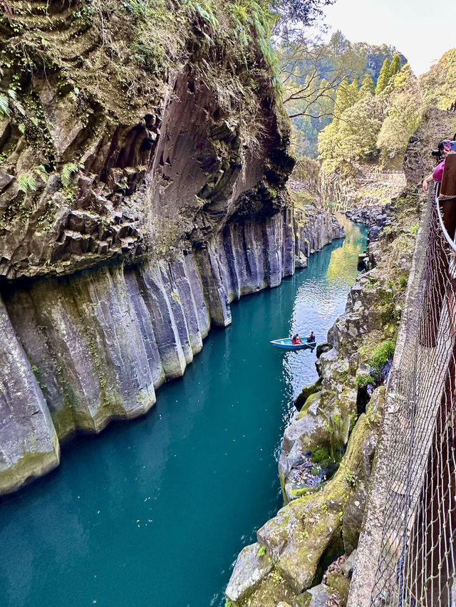 Into the Gorge: A Dreamy Day Trip from Fukuoka to Takachiho