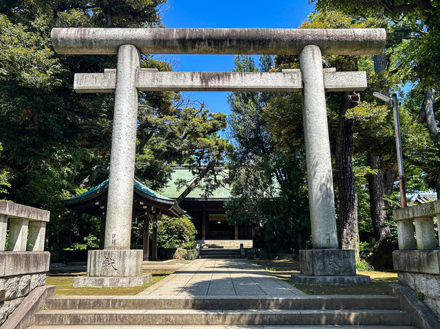 【東京都】 緑豊かな樹々に覆われた交通安全のご利益ある神社『鹿嶋神社』⛩️