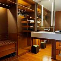 A Harmonious Blend of Luxury and Tranquility