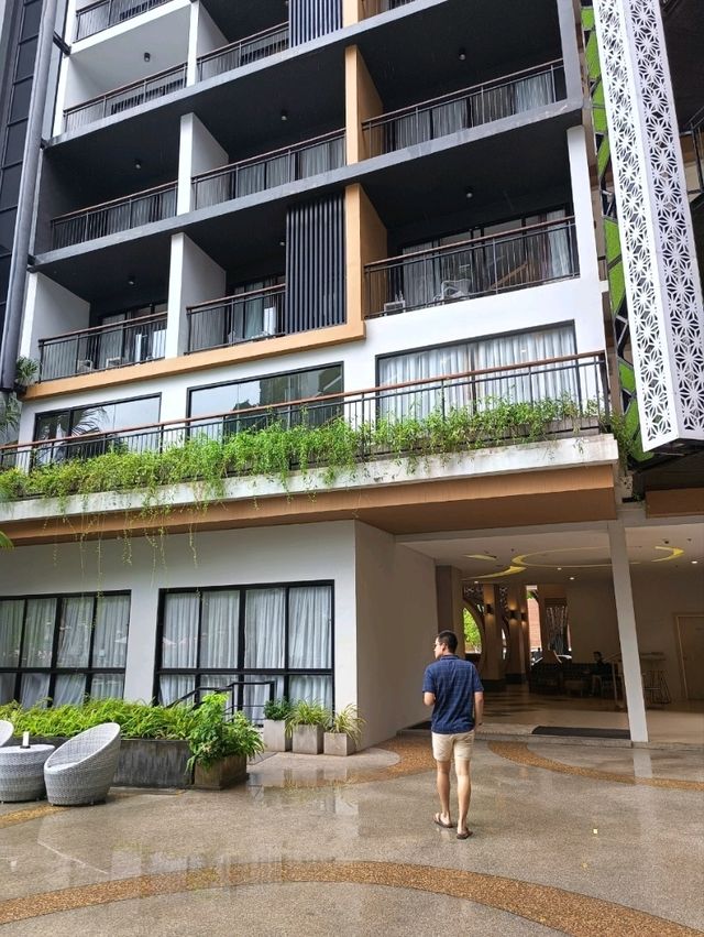 กระบี่หน้าฝนก็ไม่ได้แย่นะ! | ซี ซีคเกอร์
