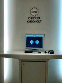 Comfort & Affordable Stay with a Tech Twist at YOTEL Singapore. 