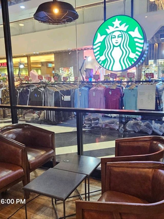 ☕ รีวิว Starbucks แหลมทองบางแสน – มัทฉะหอม