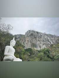 วัดเขาวง (ถ้ำนารายณ์)