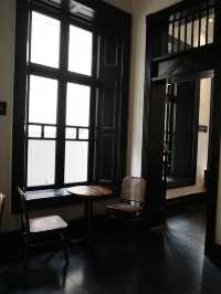 Timeout Cafe, A Cozy Retreat on Shamian Island