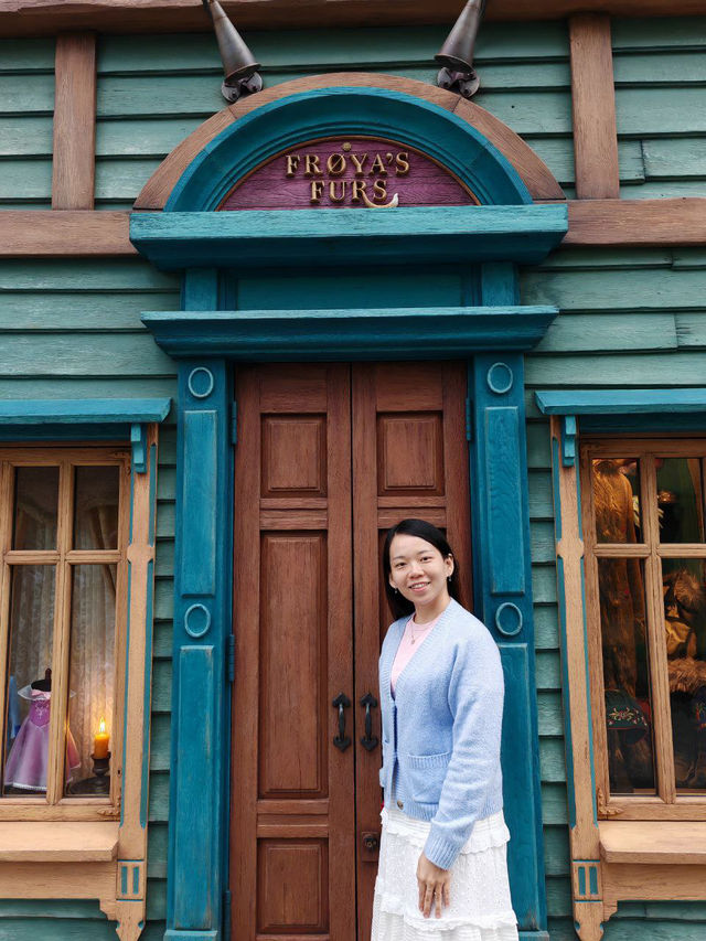 Where Dreams Meet the Sea 🌊✨- Tokyo DisneySea 