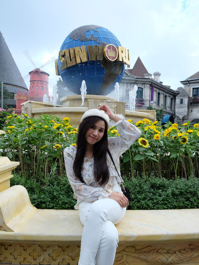 เมืองสวนสนุกบนยอดเขา •Ba Na Hills•