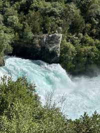 🇳🇿 Turquoise Dreams at Huka Falls