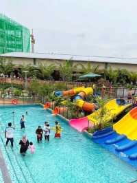 🌈💦 Get Ready to Scream, Splash & Smile – SplashMania at Gamuda Cove! 🎢🌴