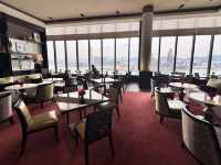 Grand Hyatt Hong Kong: Unbeatable Harbour Views and Grand Comfort! 🇭🇰🏨