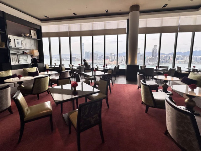 Grand Hyatt Hong Kong: Unbeatable Harbour Views and Grand Comfort! 🇭🇰🏨