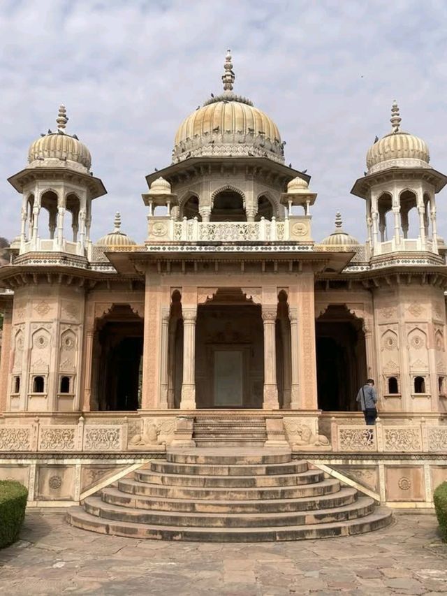 Gatore Ki Chhatriyan Is Quietly Stunning