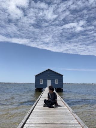 💙 Perth’s Iconic Blue Boat House: Simplicity Meets Serenity 🛶🌊