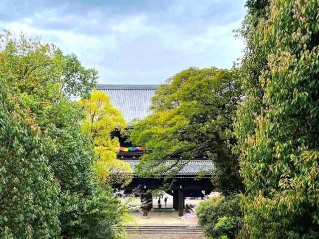 Whispers of Peace at Chion-in Temple, Kyoto