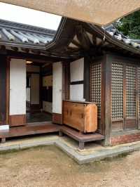 Tradition Meets the City: Bukchon Hanok Village