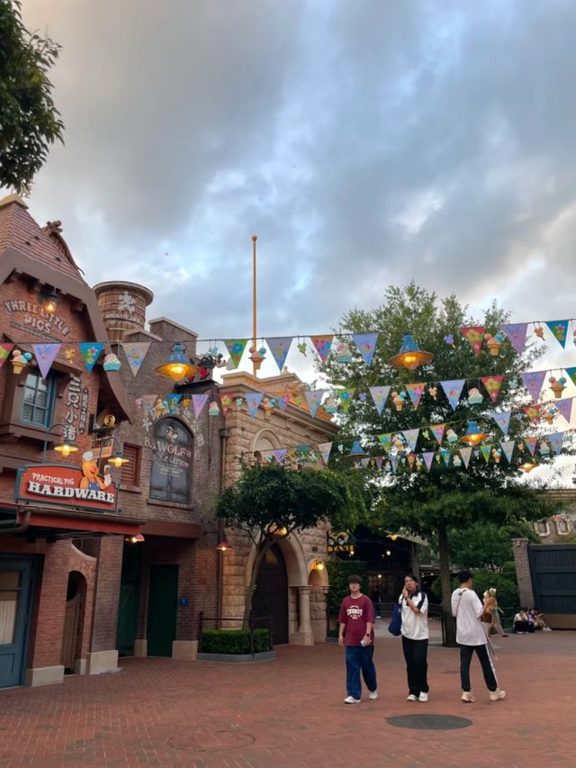 Only in Shanghai: Disney Like You’ve Never Seen It Before