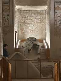 Valley Of The Kings: $20 Graveside Rave