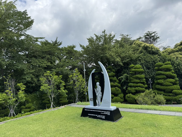 부산 도심 속 세계 유일의 공원