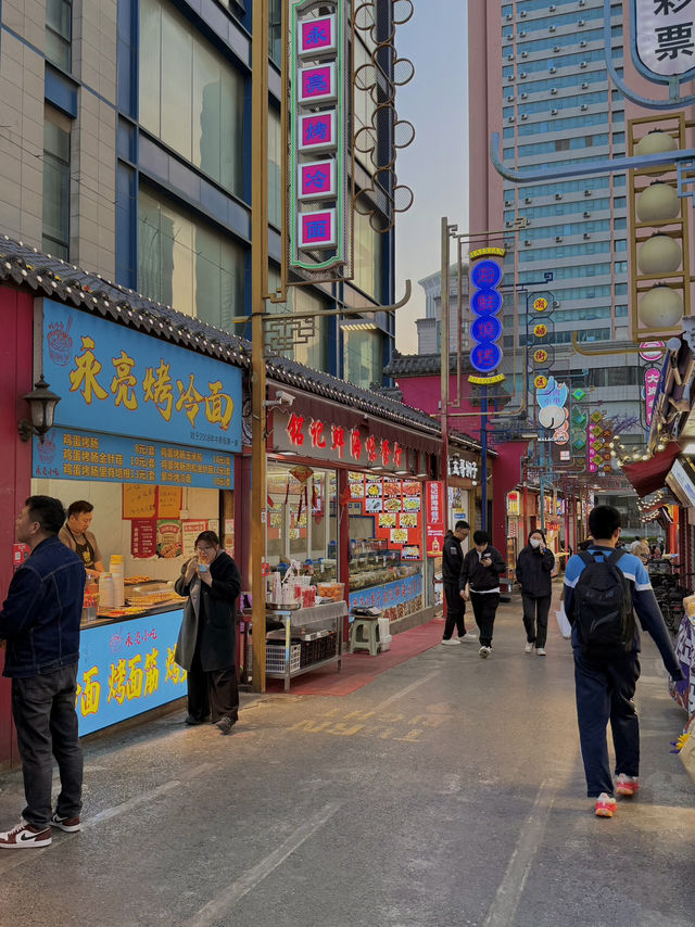 Dalian's Night Market & Old Street – where the real vibe’s at! 🌃