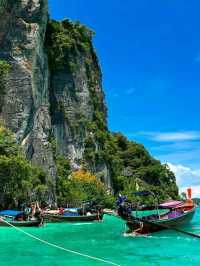 Paradise Found! 🏝️ Our Unforgettable Phi Phi Island Cruise!