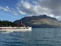 紐西蘭旅遊景點—🌳 Earnslaw Park｜皇后鎮湖畔的悠閒角落
