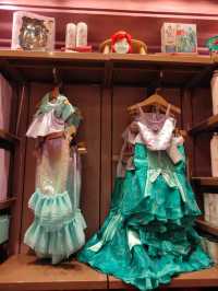 แวะร้านของฝาก Merlin's Treasures 🎁