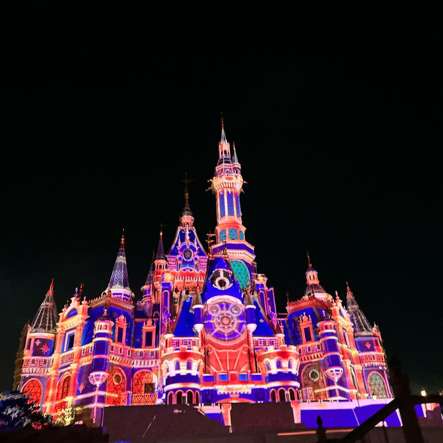 上海ディズニーランドで手軽に海外パークを体験！