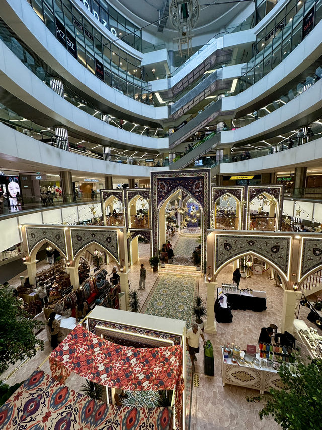 🌆 A Perfect Bandar Utama Day: From World-Class Mall to Hidden-Gem Nasi Lemak  🌆 A Perfect Bandar Utama Day: From World-Class Mall to Hidden-Gem Nasi Lemak