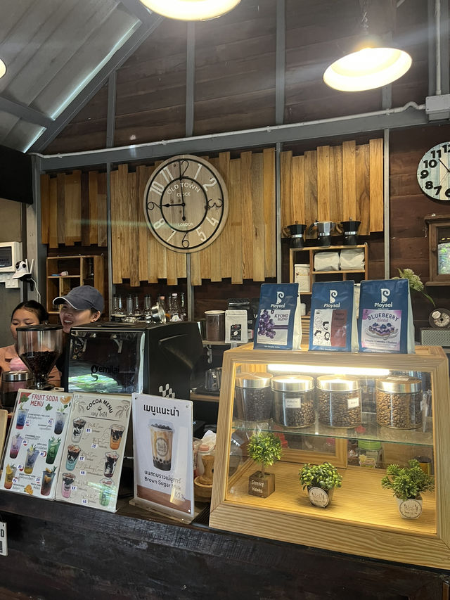 🌿 Lan Ve La Phuket — คาเฟ่ในสวนบรรยากาศดีสุด ๆ 🍃