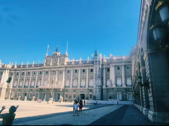 Madrid on Foot: Where Every Street Tells a Story Madrid on Foot: Where Every Street Tells a Story