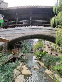 Hidden Gem of the Mountain City: Entrance and Exit 4 of Xiahaoli