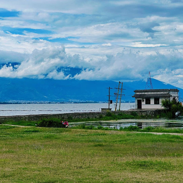 Breathtaking Views at Erhai Lake, Dali Yunnan