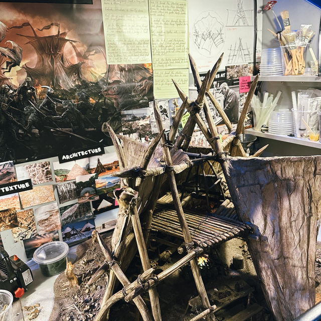 สัมผัสโลกเบื้องหลังแฟนตาซี Weta Workshop Unleashed