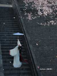 5 เทรนด์ถ่ายรูปชุดจีนโบราณบน RedNote พิกัดและทริค📷