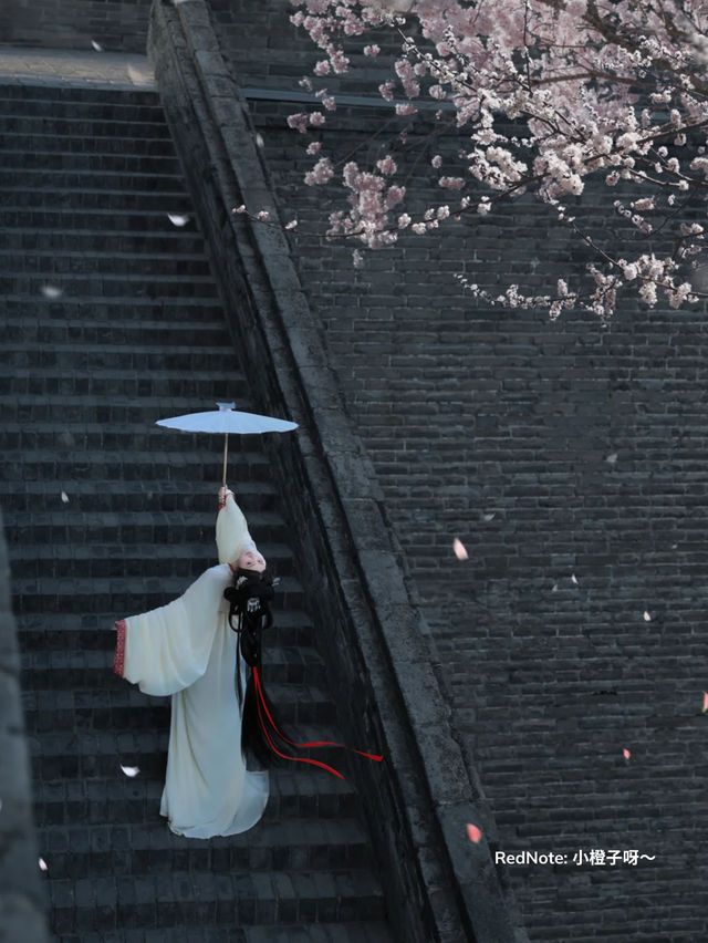 5 เทรนด์ถ่ายรูปชุดจีนโบราณบน RedNote พิกัดและทริค📷 5 เทรนด์ถ่ายรูปชุดจีนโบราณบน RedNote พิกัดและทริค📷