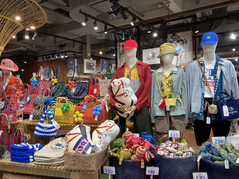 良質な商品：タイの手工芸品を見て回れる場所。 | Trip.com チェンマイ