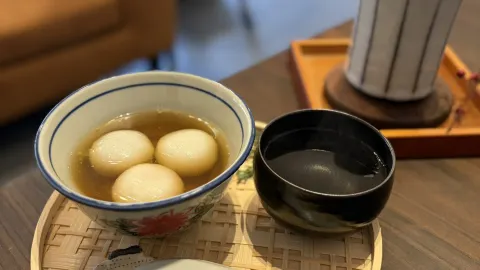 [후쿠오카] 고이시와라의 조용한 마을에 자리한 홍콩 카페. — traveler post in 도호 촌
