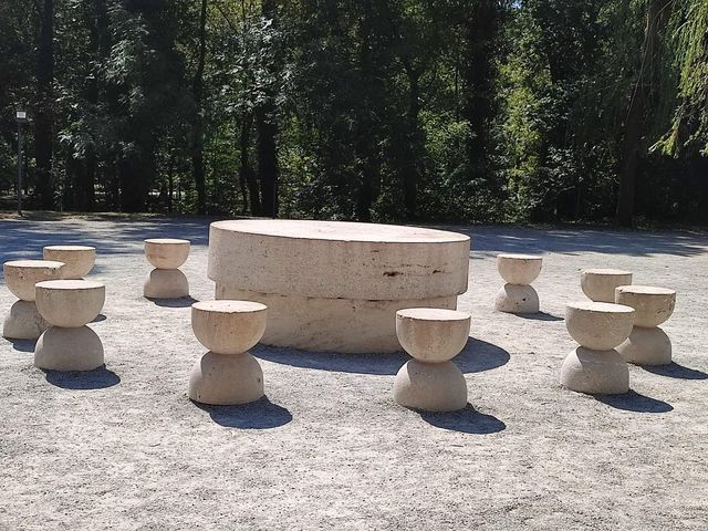 Table of Silence by Constantin Brancusi 🇷🇴