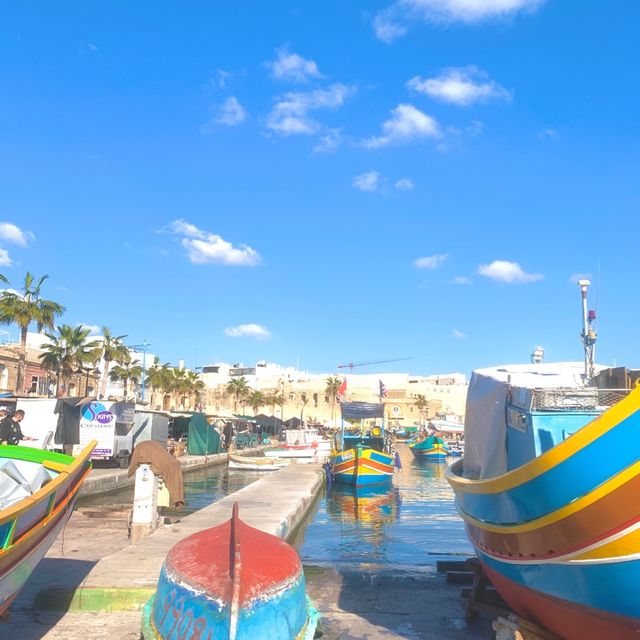 日曜日しか開かれない”マルサシュロック”の朝市 in Malta
