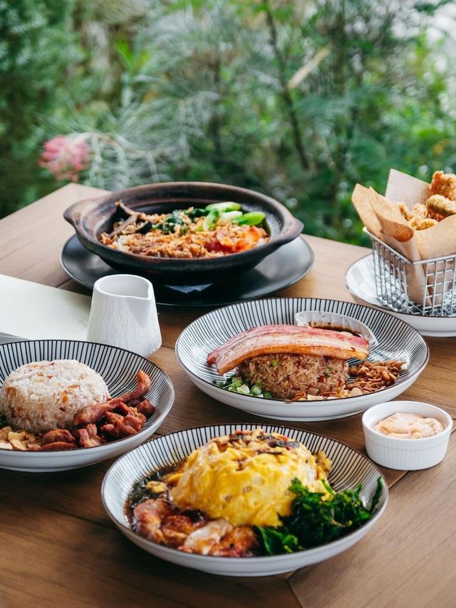 Something Journey Cafe & Restaurant