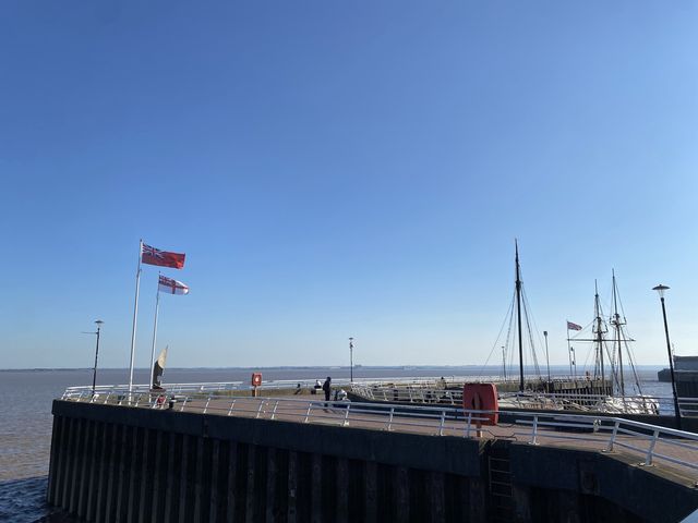 Embracing Hull's Coastal Beauty 🌊🌅