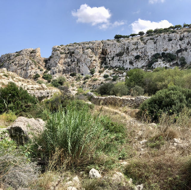 Hiking Wied il-Għasel