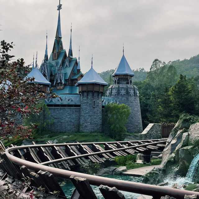 Disneyland Hong Kong 🩷 Disneyland Hong Kong 🩷