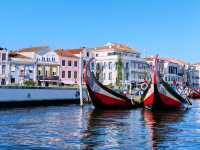 🚣‍♀️🌊 Budget Summer Trip to Aveiro — Canals, Color & Cheap Travel Vibes