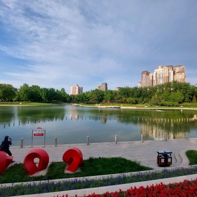 Fangshan Red Scarf Park, water world in the heart of the city