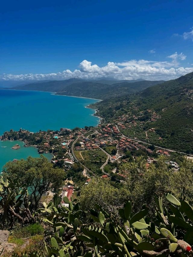 🌊 Cefalù: A Sicilian Seaside Treasure 🇮🇹✨