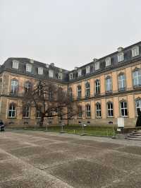 🌿👑 Schlossgarten Stuttgart: A Royal Oasis in the Heart of the City 👑🌿  