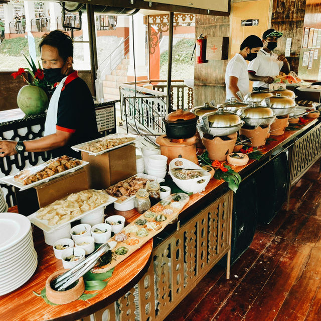 Loboc River Cruise: A Floating Feast Through Bohol’s Heart Loboc River Cruise: A Floating Feast Through Bohol’s Heart