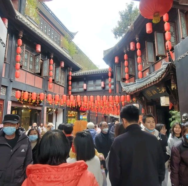 Authentic Chengdu Culture on Jinli Ancient Street